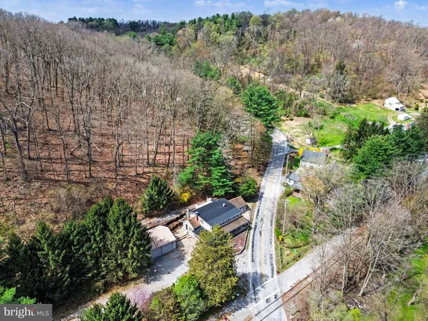 $325,000 | 6381 Glatfelters Station Road, Seven Valleys, PA 17360