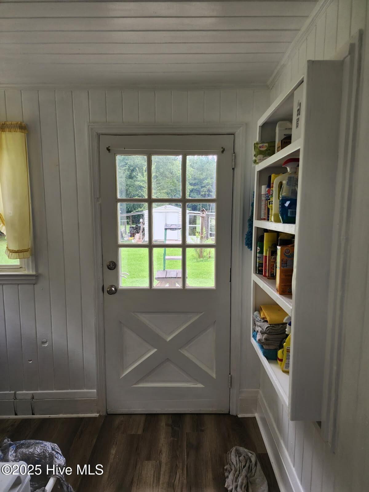 617 Merritt Road Chadbourn, NC 28431 - Photo 26 of 52 Laundry rm 2