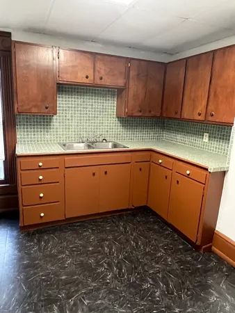 $700 | 416 7th Avenue South, Unit C, Clinton, IA 52732