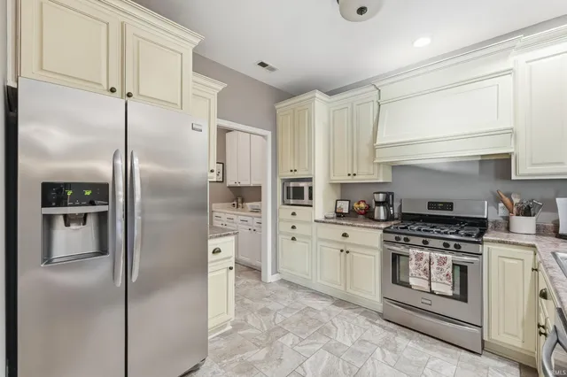 $272,500 | 4221 Fieldbrook Pass, Fort Wayne, IN 46815