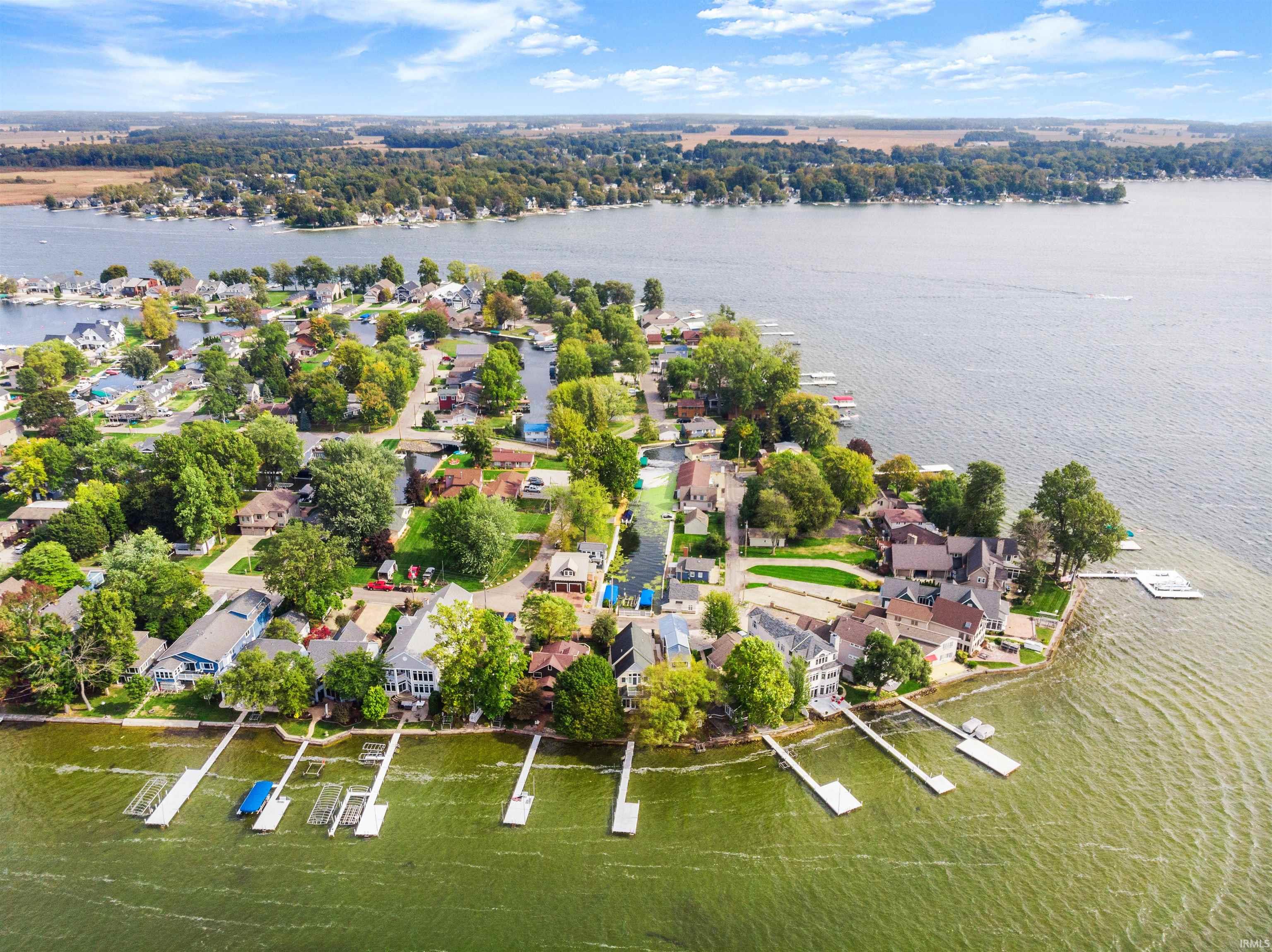 8081 Rosella Street Syracuse, IN 46567 - Photo 3 of 25