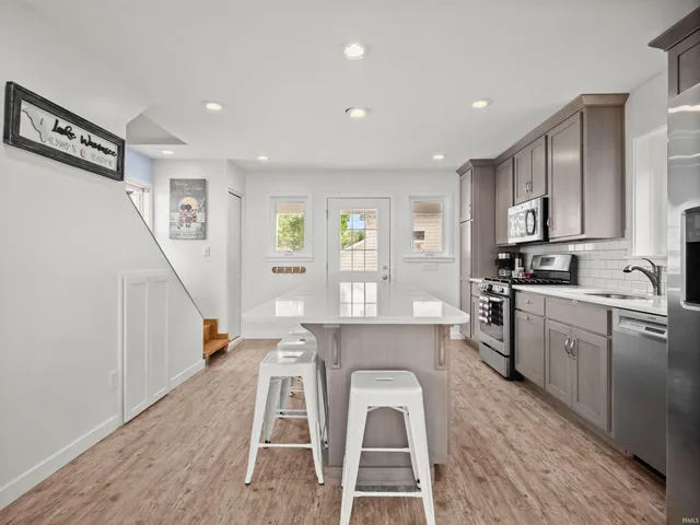 $3,000 | 8081 Rosella Street, Syracuse, IN 46567