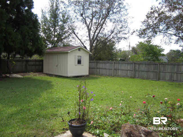 622 East Verbena Avenue Foley, AL 36535 - Photo 5 of 13