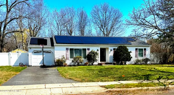 $549,000 | 715 Vivian Drive, Toms River, NJ 08753