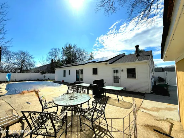 $549,000 | 715 Vivian Drive, Toms River, NJ 08753