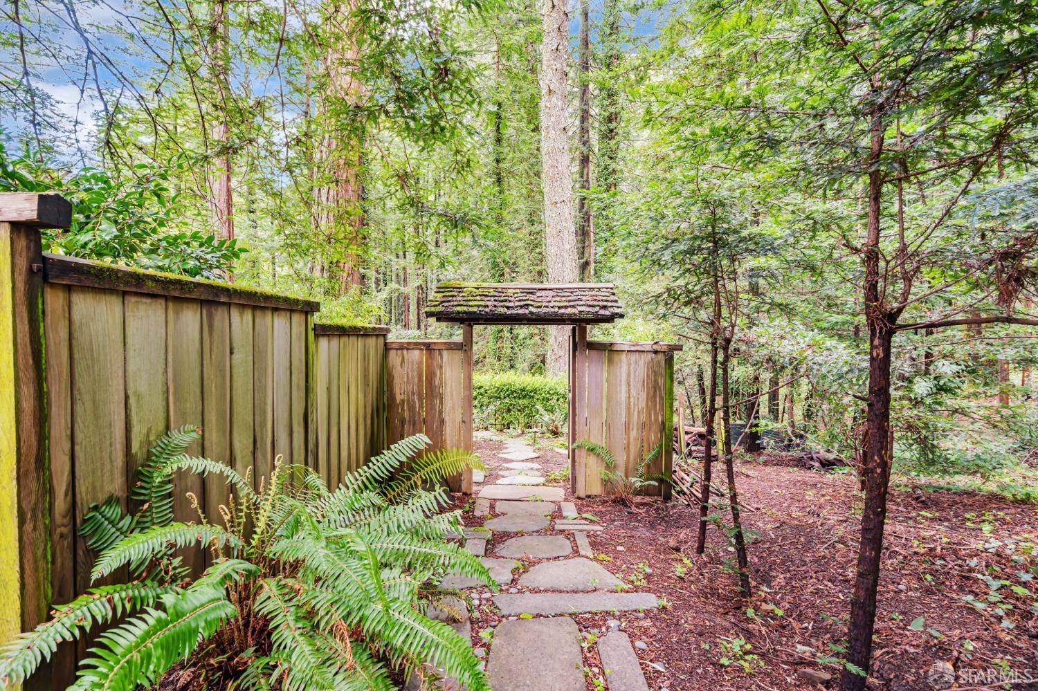 112 Marine Road Woodside, CA 94062 - Photo 2 of 22