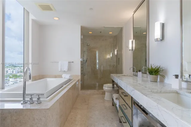 $4,450,000 | 9705 Collins Avenue, Unit 1804N, Bal Harbour, FL 33154