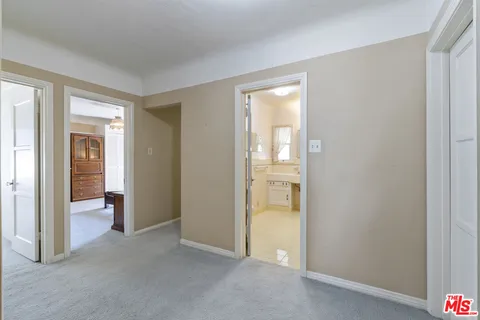 $1,549,000 | Undisclosed Address, Sherman Oaks, CA 91423