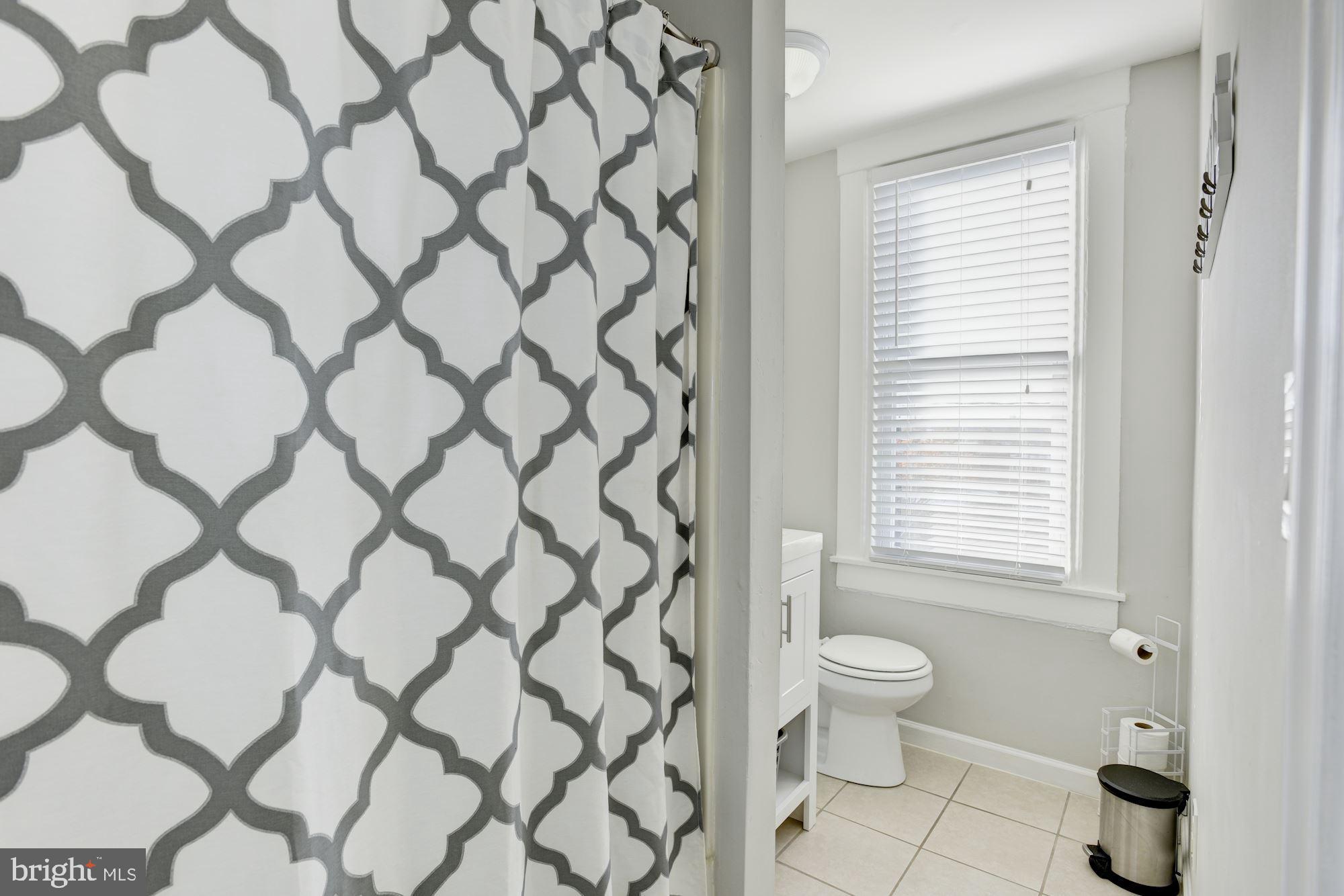 4016 Falls Road Baltimore, MD 21211 - Photo 24 of 33 bathroom