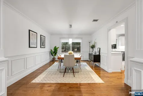 $1,199,000 | 3 Stonewall Court, Woodcliff Lake, NJ 07677