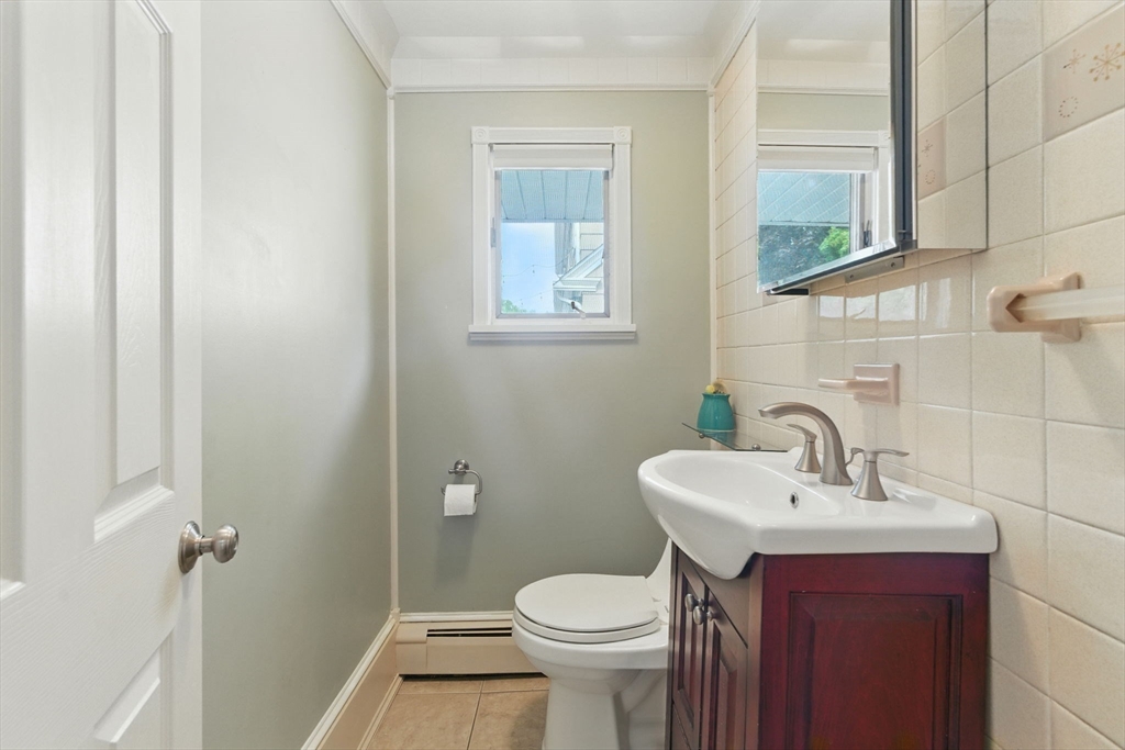 9 Rustic Road Stoneham, MA 02180 - Photo 13 of 33 Gallery Image 13