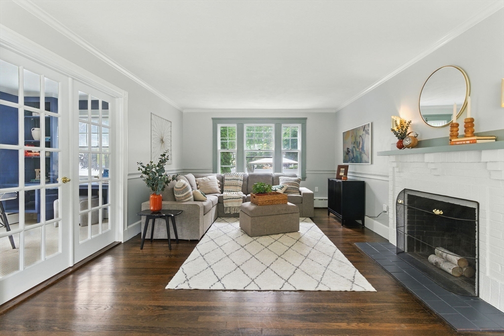 9 Rustic Road Stoneham, MA 02180 - Photo 2 of 33 Gallery Image 2