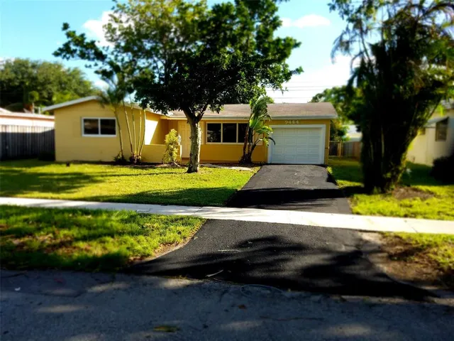 $3,000 | 9444 Southwest 52nd Place, Cooper City, FL 33328