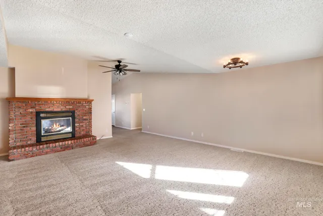 $520,000 | 360 East Main Street, Hagerman, ID 83332