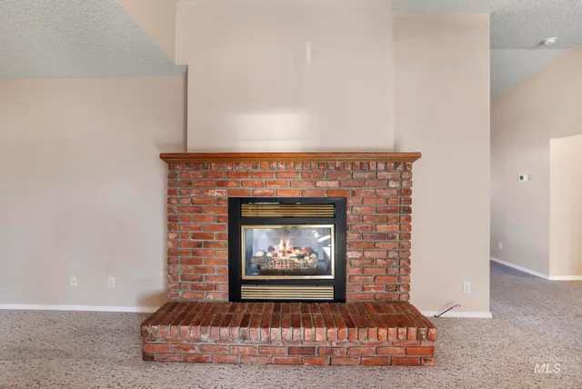 $520,000 | 360 East Main Street, Hagerman, ID 83332