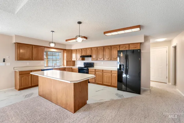 $520,000 | 360 East Main Street, Hagerman, ID 83332