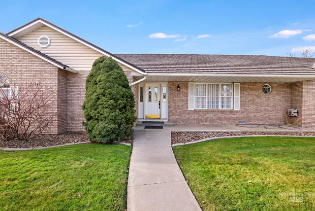 $520,000 | 360 East Main Street, Hagerman, ID 83332