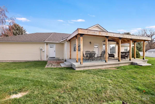 $520,000 | 360 East Main Street, Hagerman, ID 83332