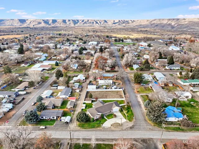 $520,000 | 360 East Main Street, Hagerman, ID 83332