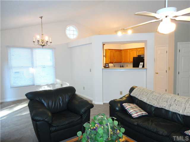 3624 Epperly Court Raleigh, NC 27616 - Photo 7 of 25 Gallery Image 7
