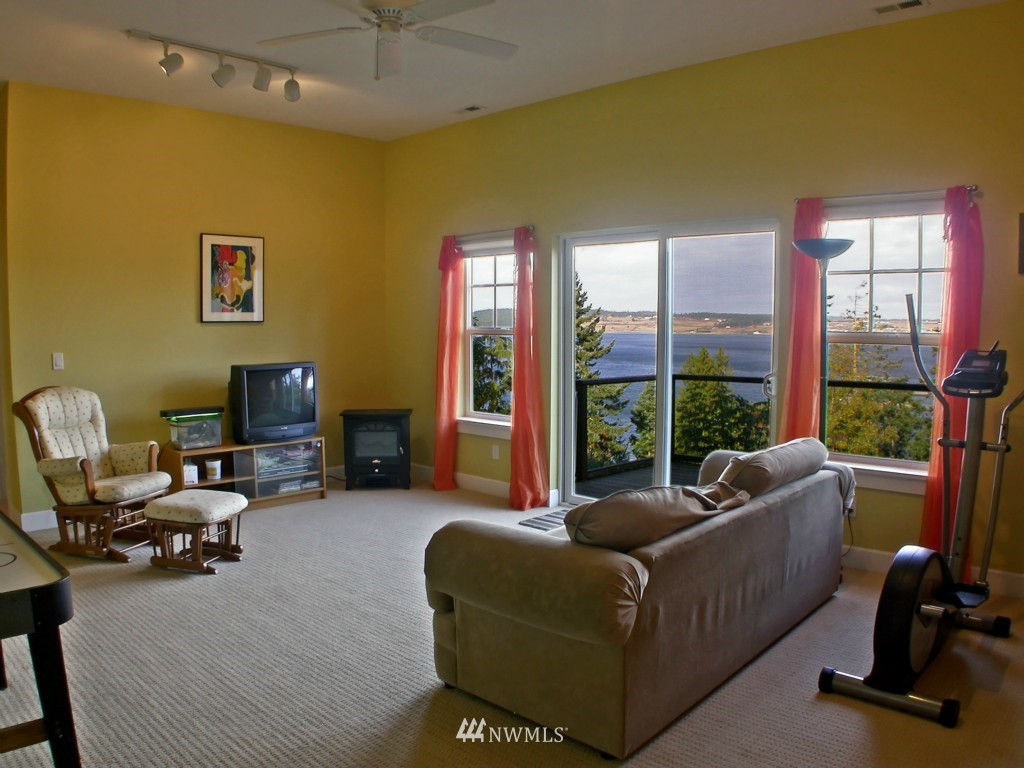 1748 Covey Run Road Coupeville, WA 98239 - Photo 12 of 15 Gallery Image 12