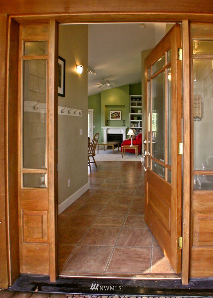 1748 Covey Run Road Coupeville, WA 98239 - Photo 4 of 15 Gallery Image 4
