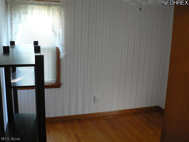 4307 Redfern Road Parma, OH 44134 - Photo 7 of 13