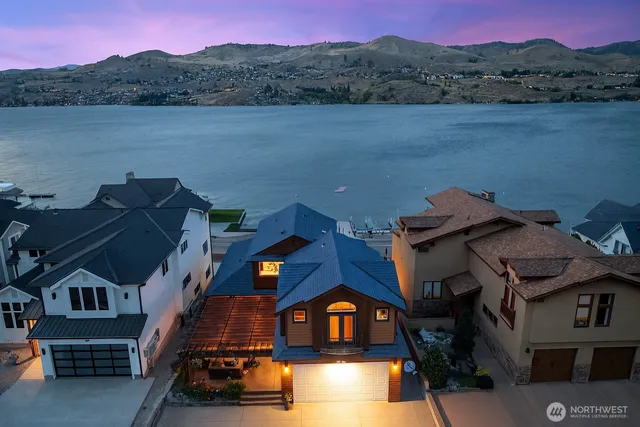 $2,750,000 | 2031 West Terrace Avenue, Chelan, WA 98816