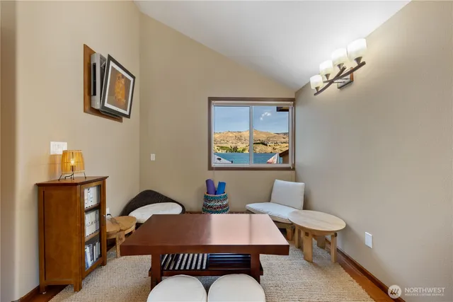 $2,750,000 | 2031 West Terrace Avenue, Chelan, WA 98816