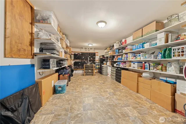 $2,750,000 | 2031 West Terrace Avenue, Chelan, WA 98816