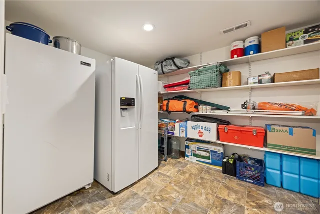 $2,750,000 | 2031 West Terrace Avenue, Chelan, WA 98816