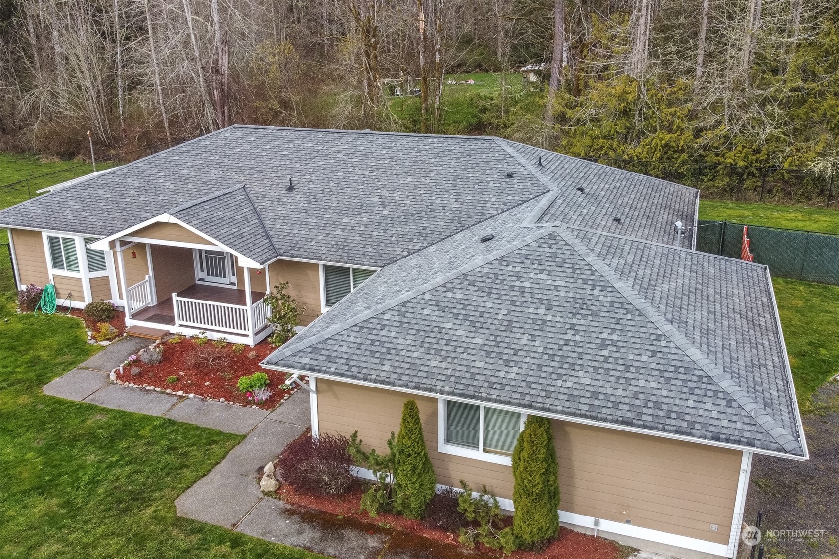 371 Autumn Road Sequim, WA 98382 - Photo 38 of 39 front view of a house with a yard