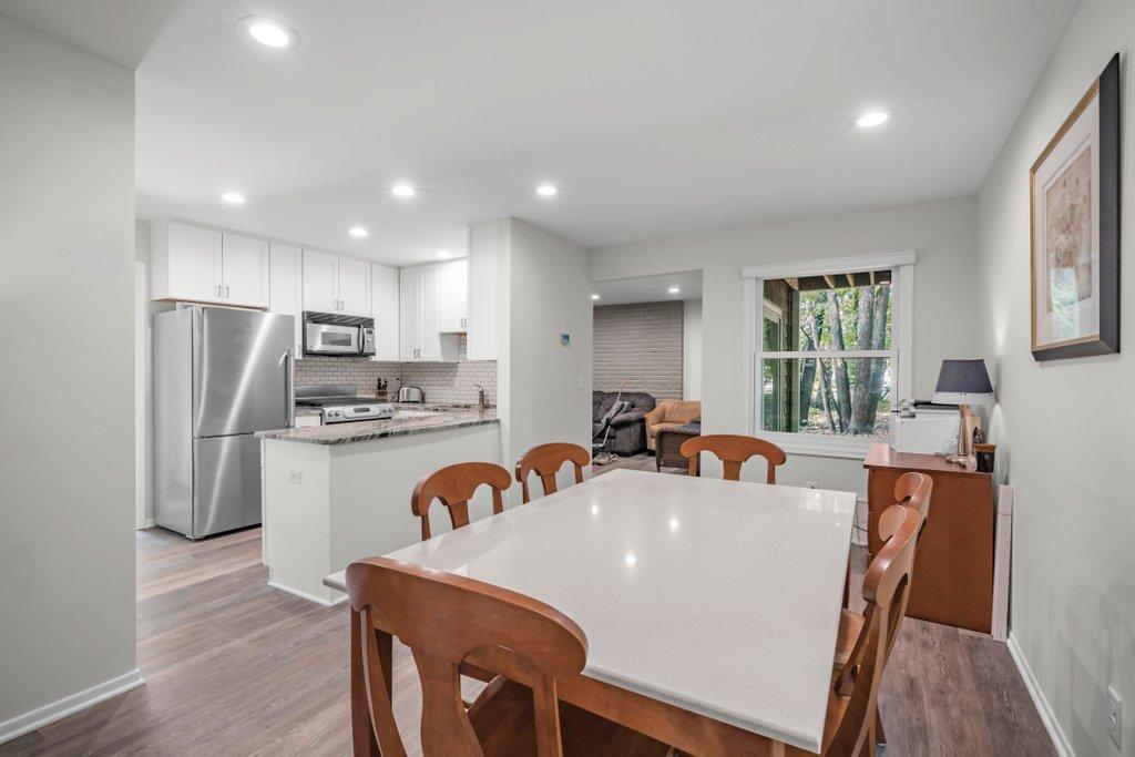 8781 Basswood Road Eden Prairie, MN 55344 - Photo 5 of 16 Gallery Image 5