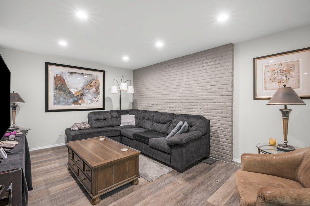 8781 Basswood Road Eden Prairie, MN 55344 - Photo 6 of 16 Gallery Image 6