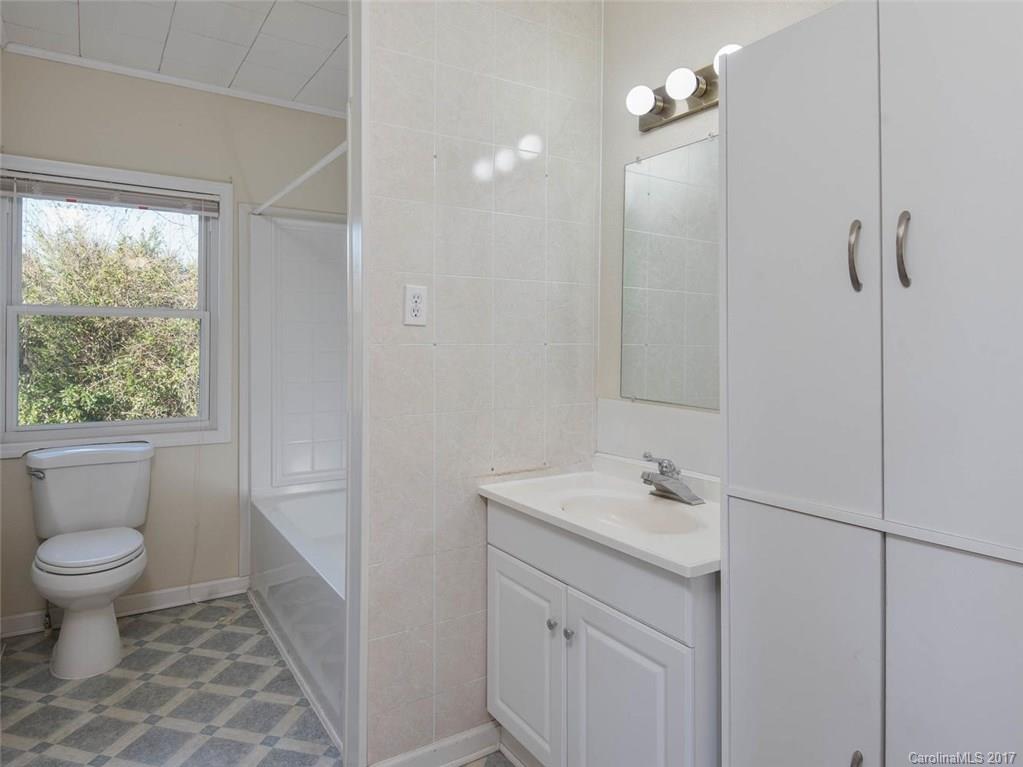 733 Jenkins Valley Road Alexander, NC 28701 - Photo 15 of 24 Gallery Image 15