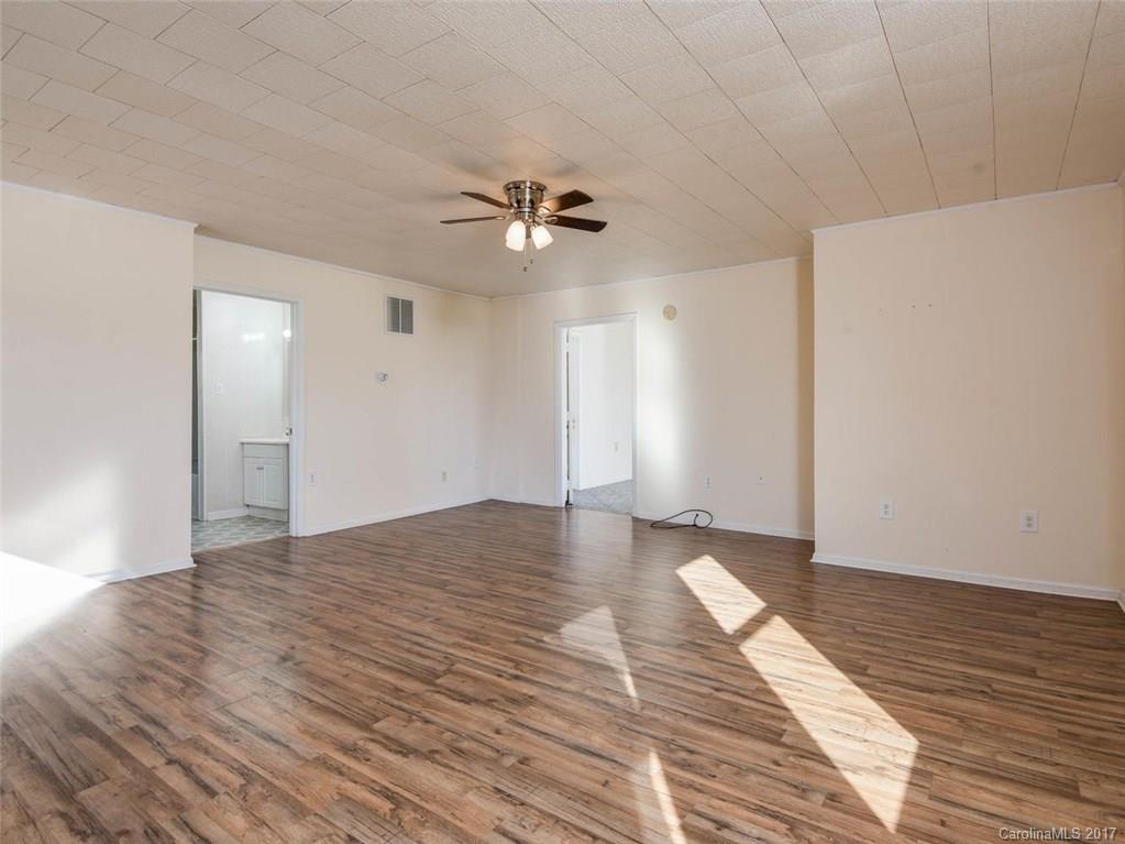 733 Jenkins Valley Road Alexander, NC 28701 - Photo 9 of 24 Gallery Image 9
