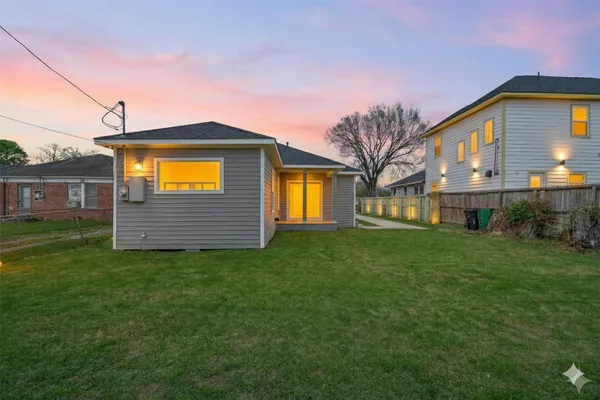 $350,000 | 1522 Munger Street, Houston, TX 77023