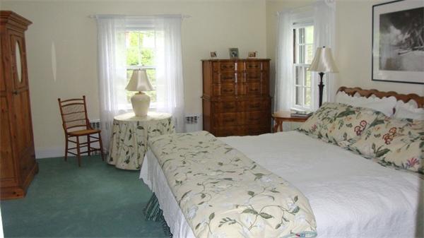 14 Oxbow Road Wellesley, MA 02481 - Photo 10 of 14