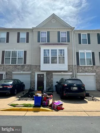 $3,450 | 6984 Cromarty Drive, Alexandria, VA 22315