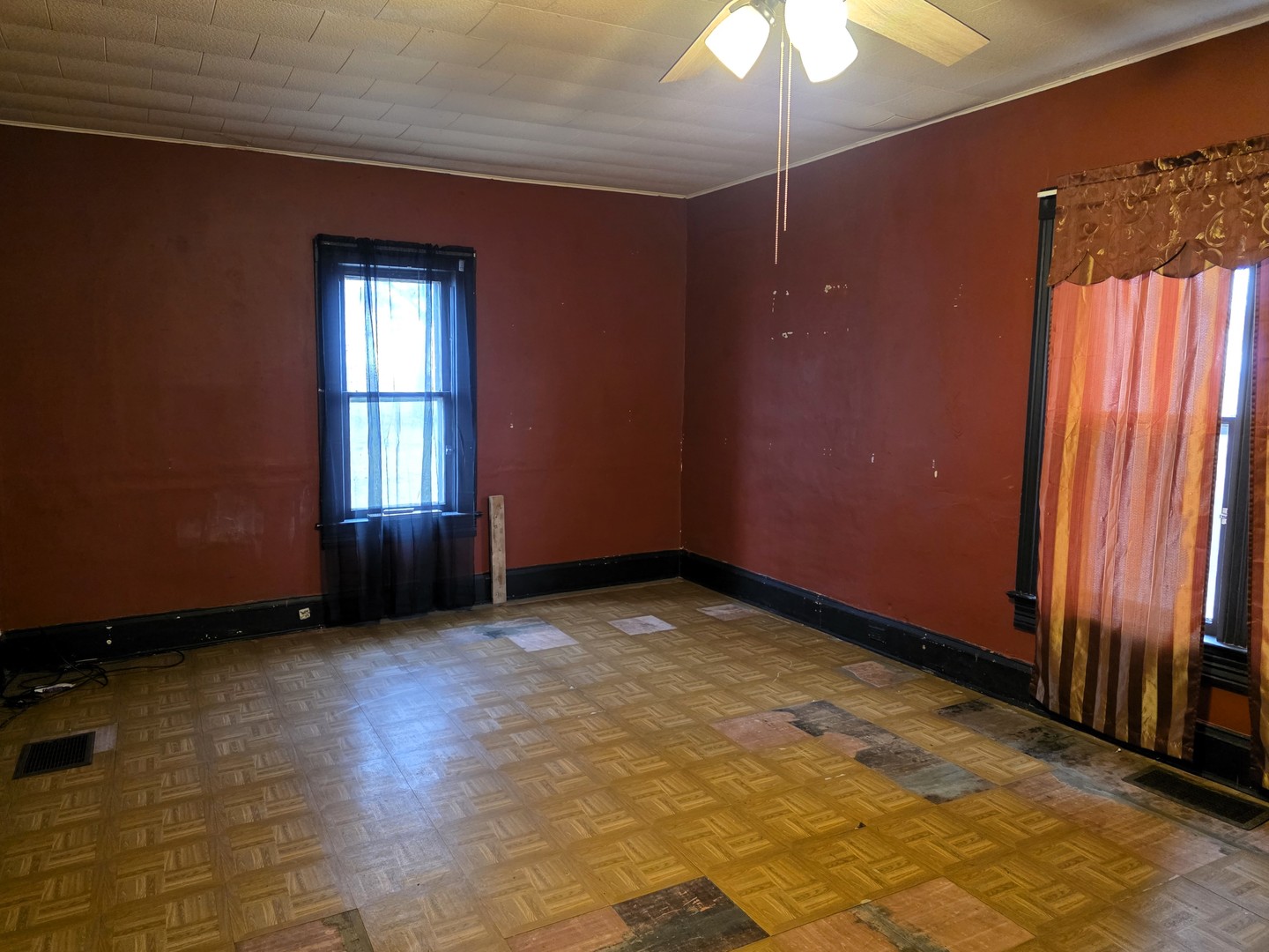 309 East 3rd Street Tampico, IL 61283 - Photo 5 of 12