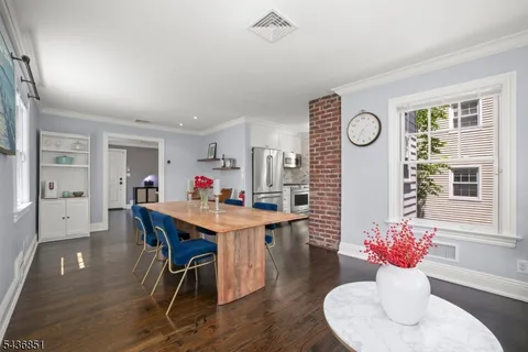 $1,049,000 | 18 Sunset Drive, Millburn, NJ 07041