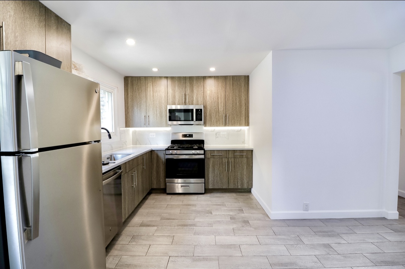 520 Glendale Road Glenview, IL 60025 - Photo 8 of 19