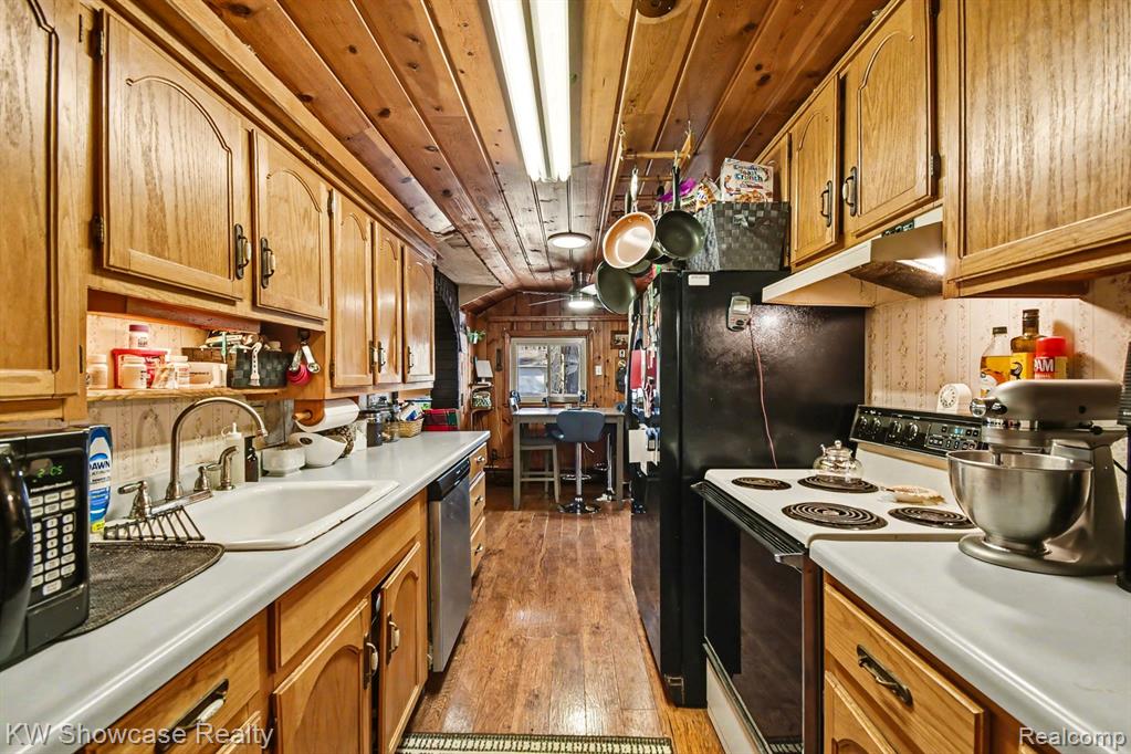 5872 Mt Maria Road Hubbard Lake, MI 49747 - Photo 13 of 70