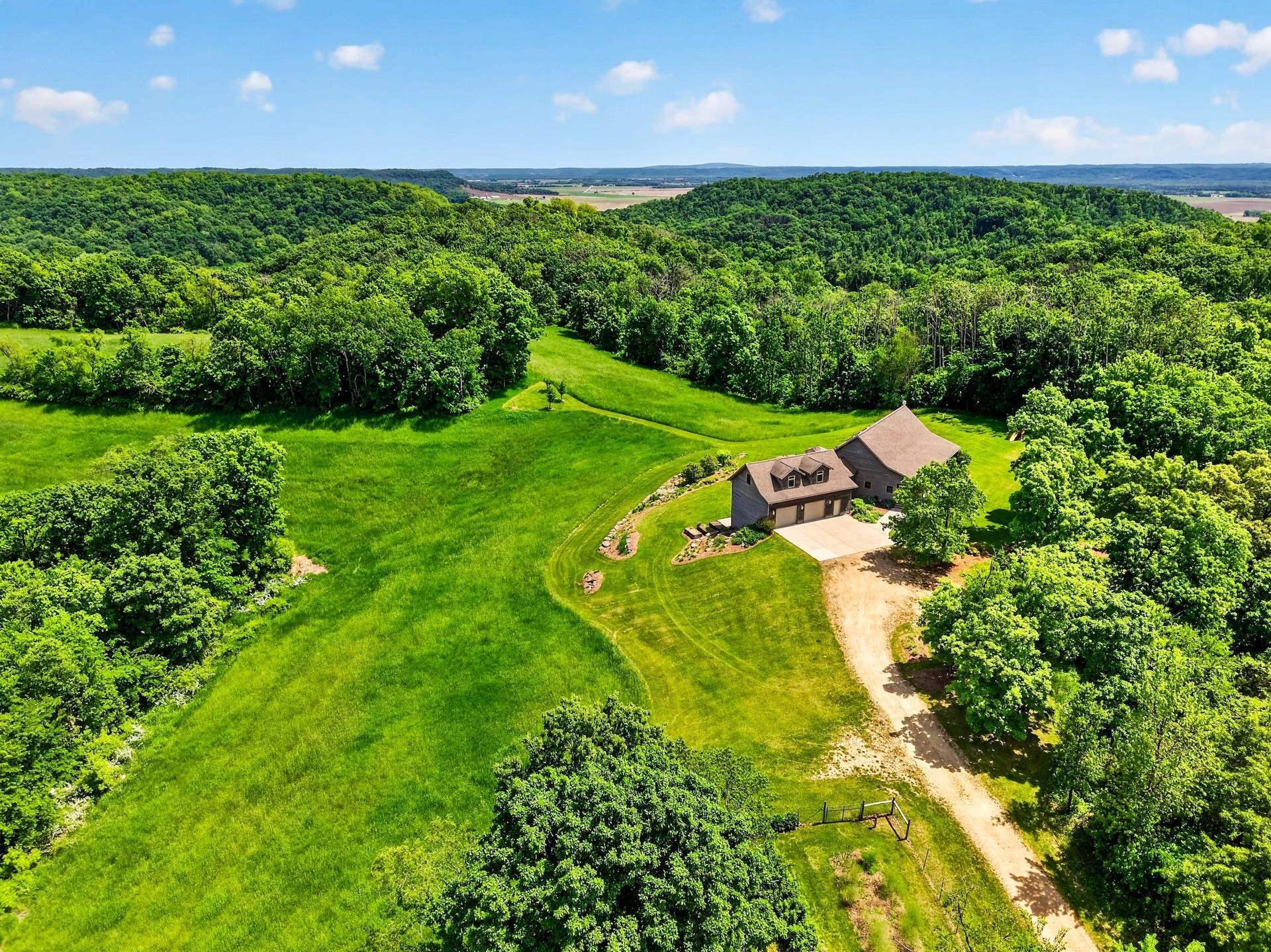 S11346 Peck Road Spring Green, WI 53588 - Photo 60 of 76