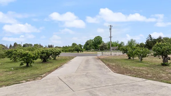 $1,400,000 | 8540 Bates Court, Tracy, CA 95304