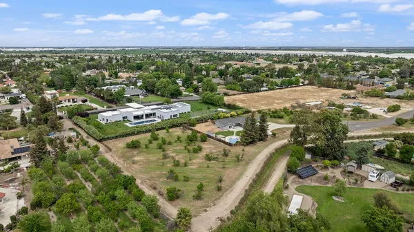 $1,400,000 | 8540 Bates Court, Tracy, CA 95304