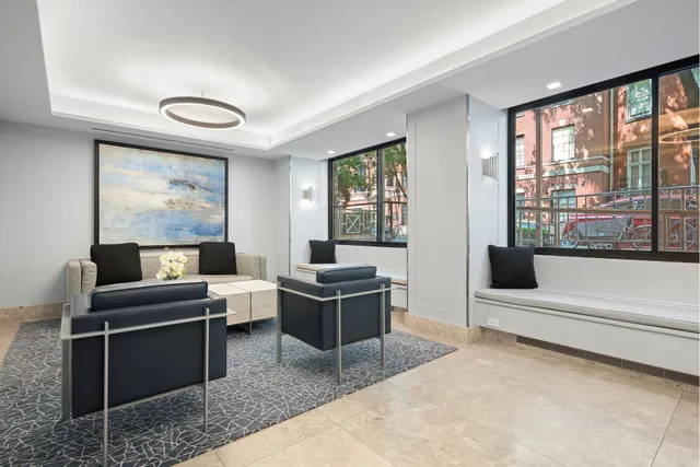 $849,000 | 16 West 16th Street, Unit 2AS | Flatiron