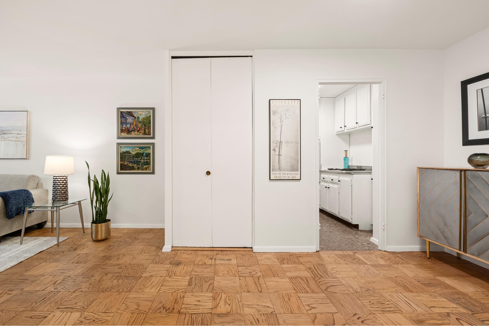 16 West 16th Street, Unit 2AS Manhattan, NY 10011 - Photo 5 of 13