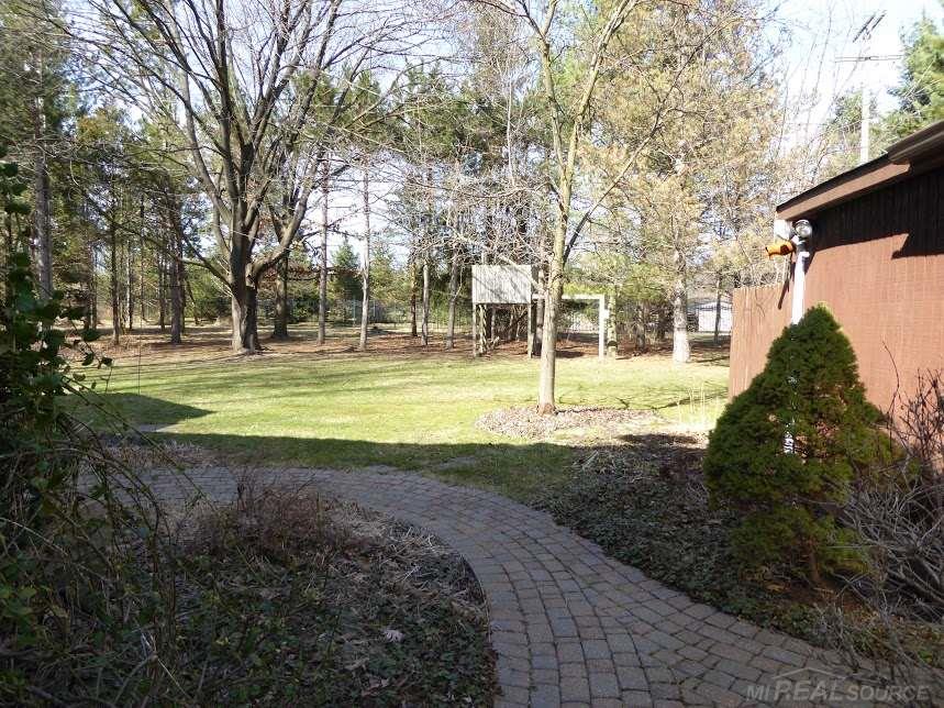 647 East Gunn Road Rochester, MI 48306 - Photo 26 of 26