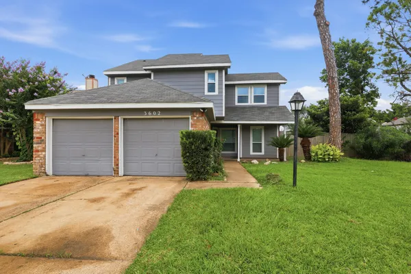 $2,000 | 3602 Storm Creek Drive, Houston, TX 77088
